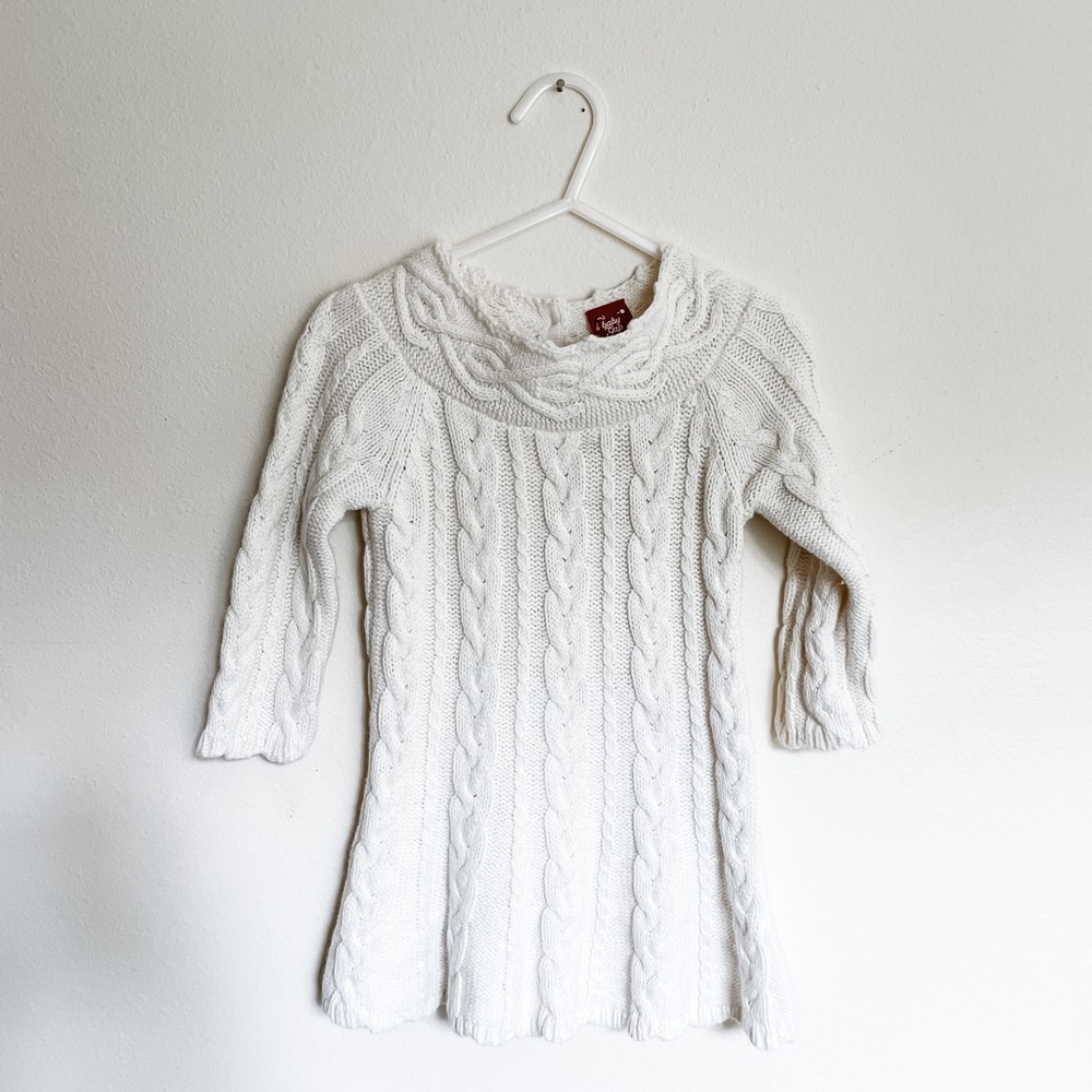 Baby Gap cream sweater dress- VGUC
12-18 months